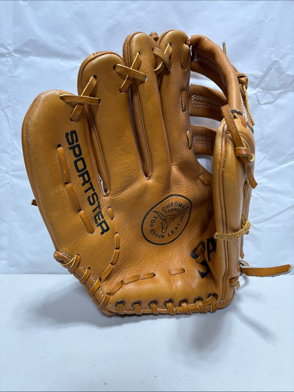 Sportster  Spalding Tan Leather Baseball Glove